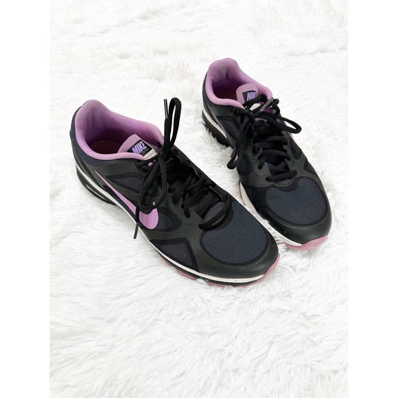 Nike Shoes - Nike sneakers size 9 door fusion training  purple & black